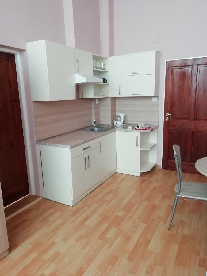 Apartman Lux Presov Ngoại thất bức ảnh