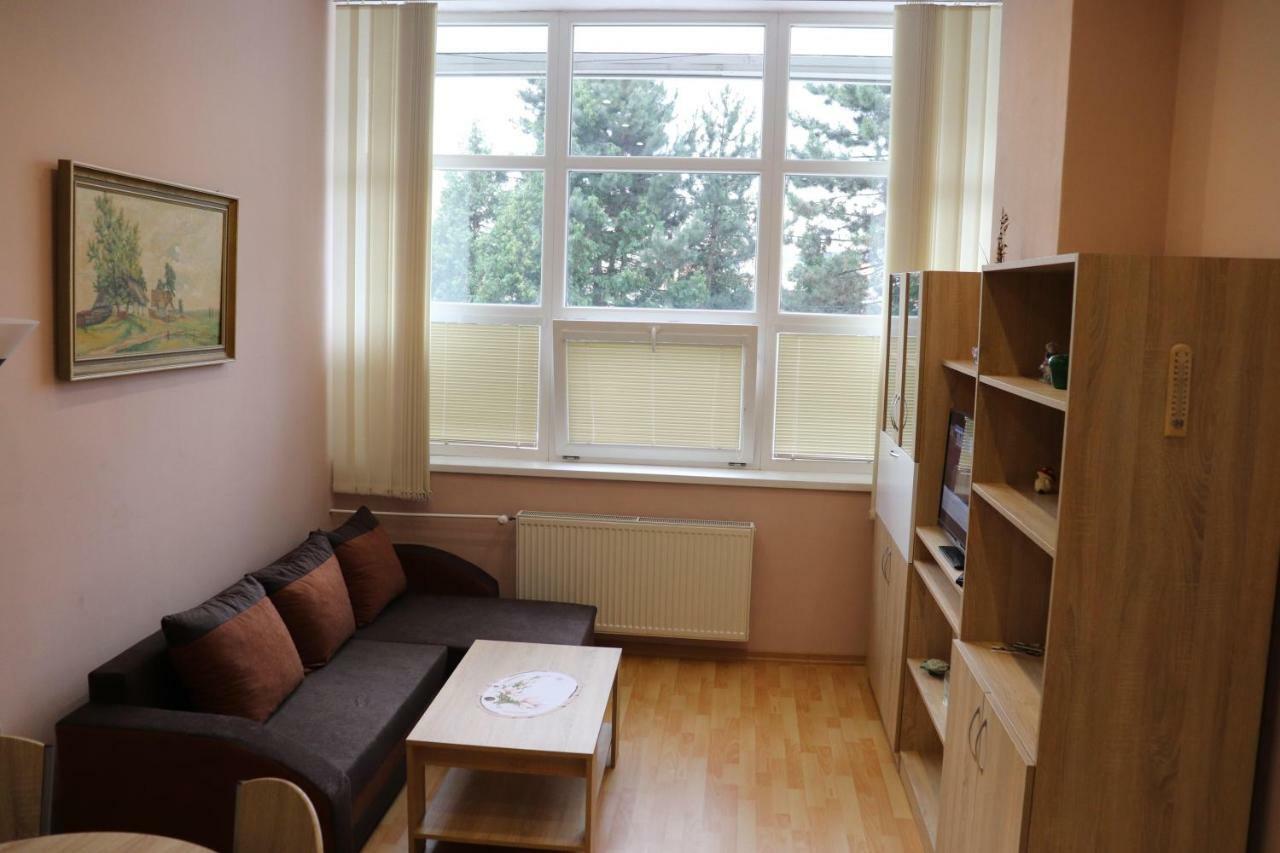 Apartman Lux Presov Ngoại thất bức ảnh